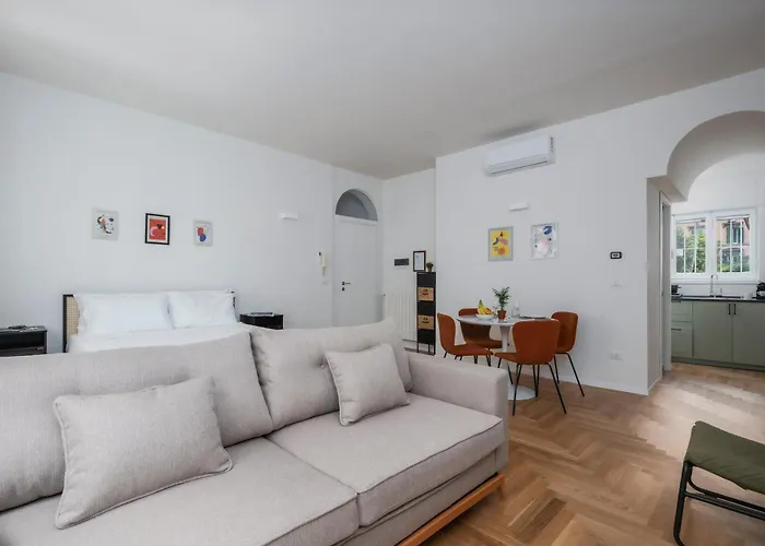 Prati Zen Boutique Studio-zen37 * Roma